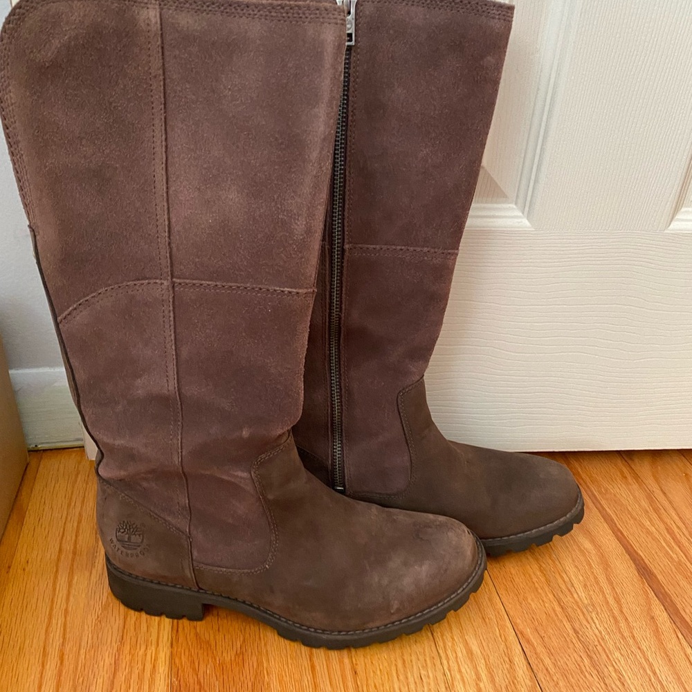 Brown Knee-High Leather Boots